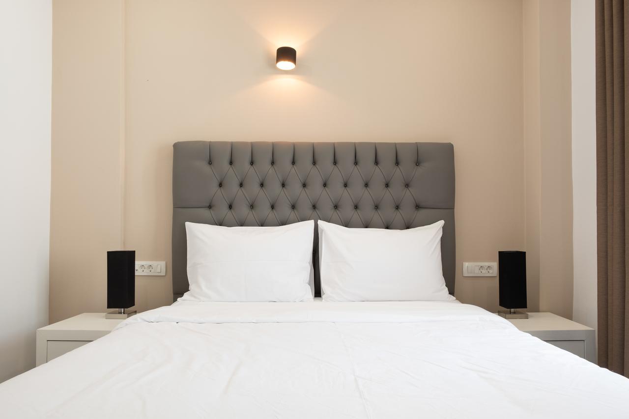 Tristhenia Aparthotel เปริสซา ภายนอก รูปภาพ