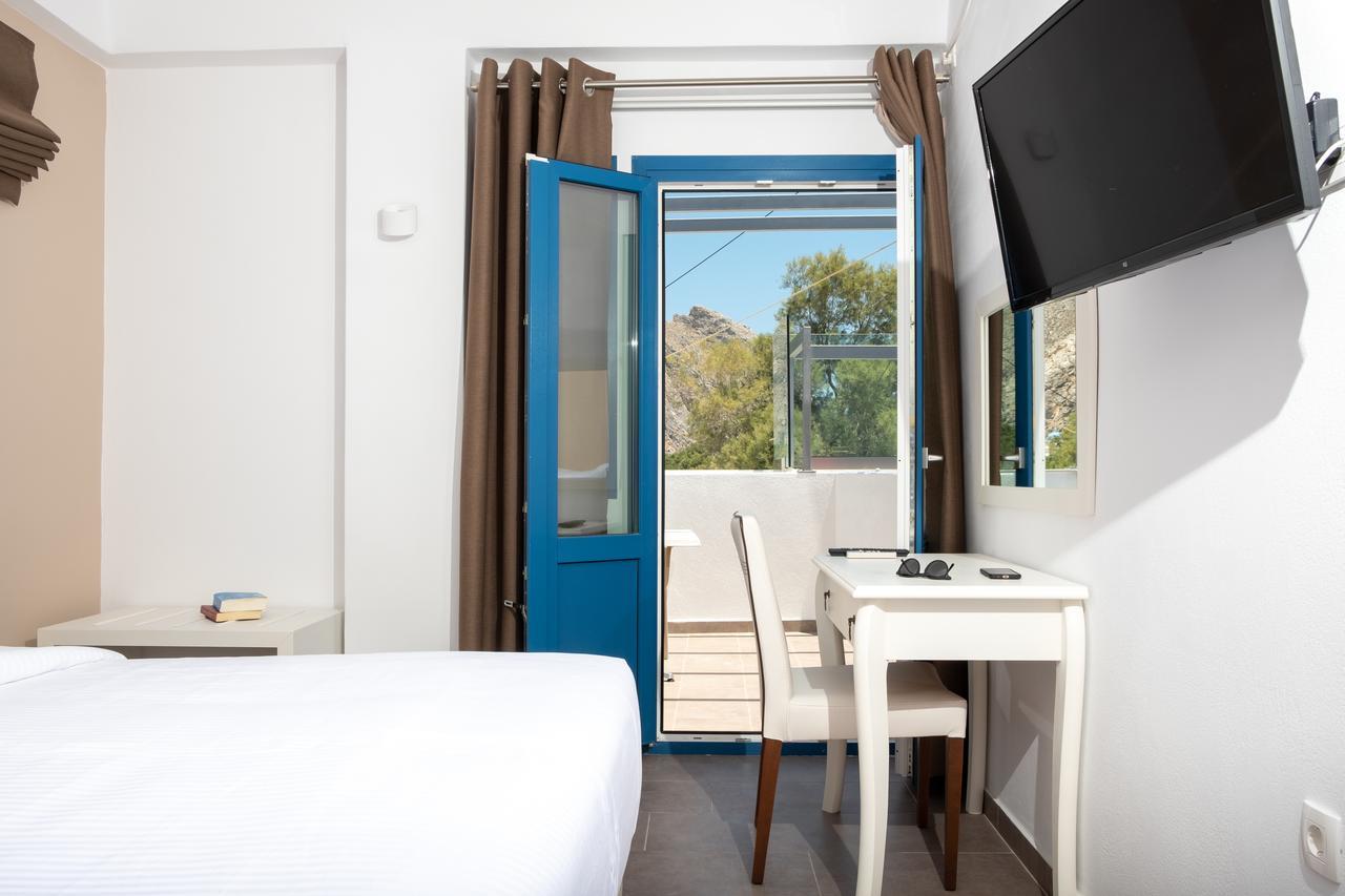 Tristhenia Aparthotel เปริสซา ภายนอก รูปภาพ