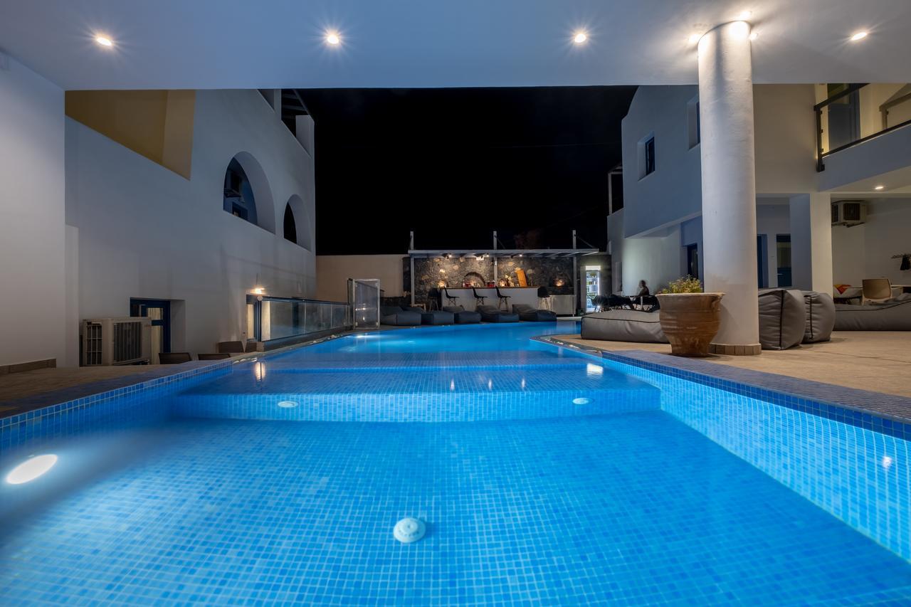 Tristhenia Aparthotel เปริสซา ภายนอก รูปภาพ